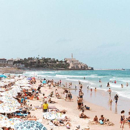 Wom Beach Pod Hotel - A Member Of Brown Hotels Tel Aviv Exterior photo
